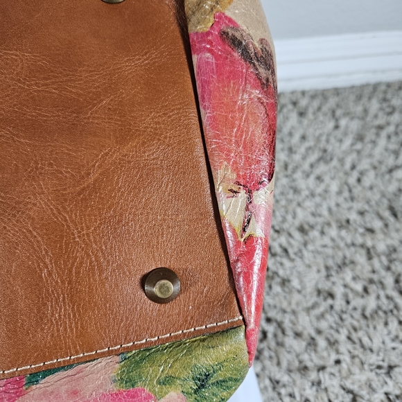 Patricia Nash Milano Weekender Bag - Picture 12 of 16